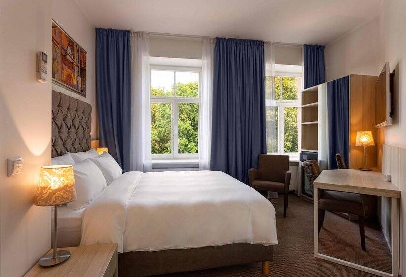 اتاق استاندارد با چشم‌انداز پارک, Radisson Hotel Old Town Riga
