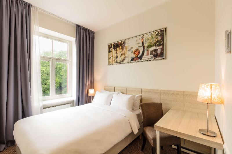 Chambre Standard Vue Parc, Radisson Hotel Old Town Riga