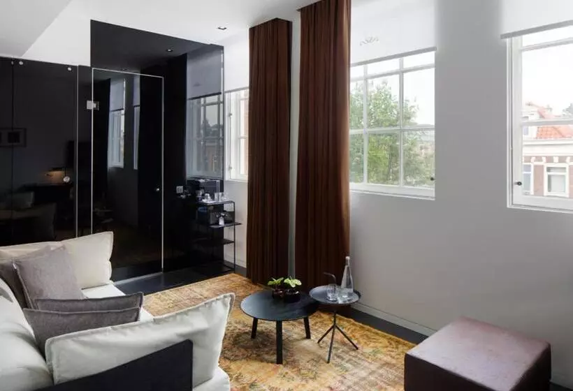 Deluxe Suite, Sir Albert Hotel, Part Of Sircle Collection