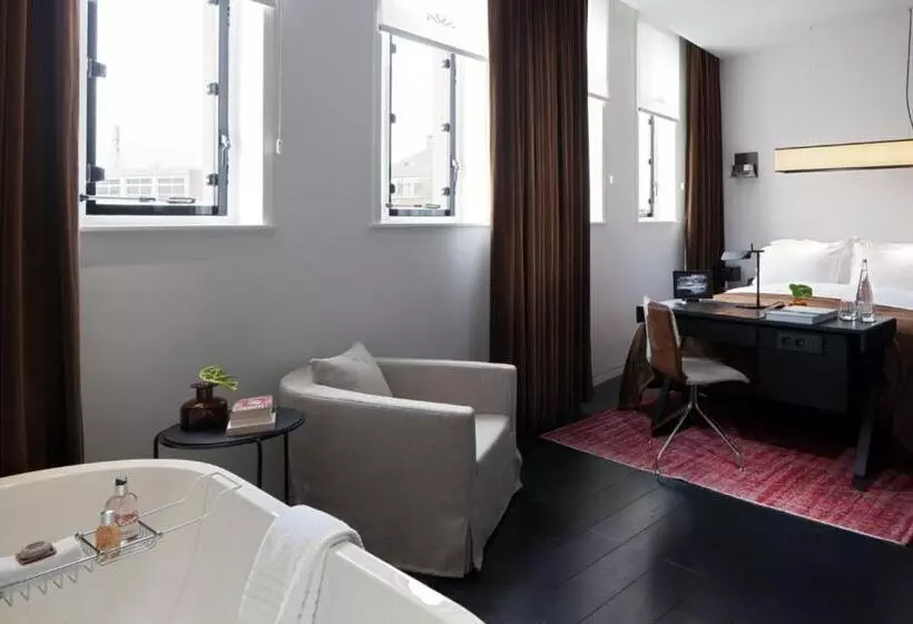Deluxe Suite, Sir Albert Hotel, Part Of Sircle Collection