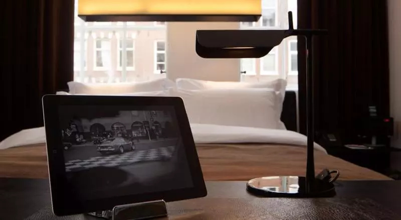 Deluxe Room, Sir Albert Hotel, Part Of Sircle Collection