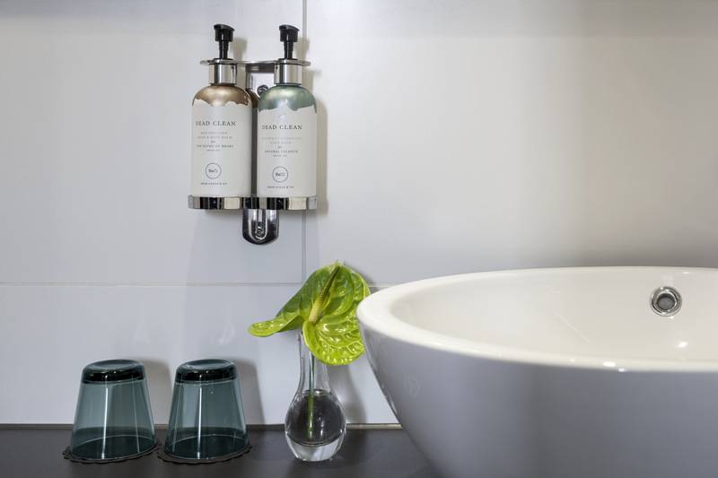 اتاق لوکس, Sir Albert Hotel, Part Of Sircle Collection