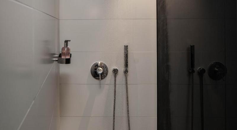 اتاق استاندارد, Sir Albert Hotel, Part Of Sircle Collection