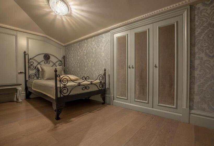 Apartament Rodzinny, Mfb Tarabya