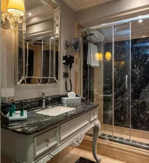 Family Suite, Mfb Tarabya