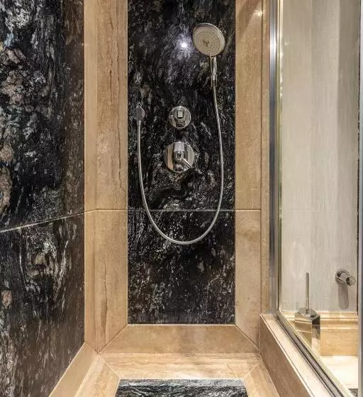 Family Suite, Mfb Tarabya