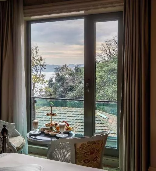 Superior Room, Mfb Tarabya