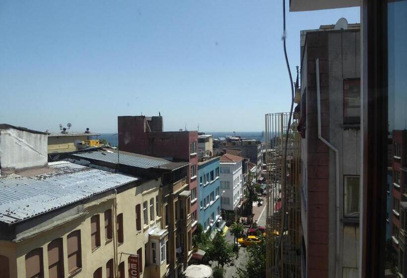 スタンダードシングルルーム, Yasmin