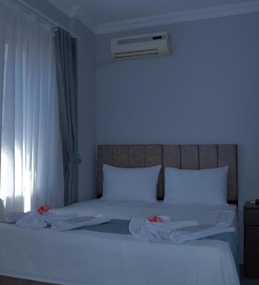 スタンダードルーム, Yasmin