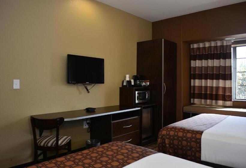 غرفة ديلوكس لذوى الاحتياجات الخاصة, Sonesta Essential Gonzales Tx