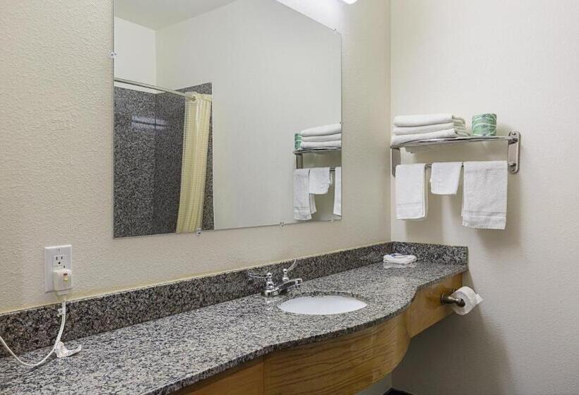 Номер Стандарт 2 Двуспальные Кровати, Budget Inn Ganado