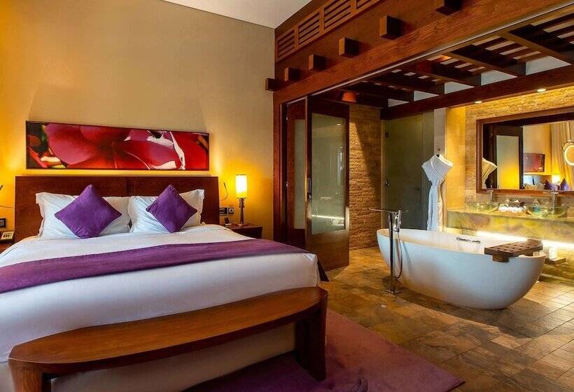 سوییت جونیور کلاب, Sofitel Dubai The Palm Resort & Spa