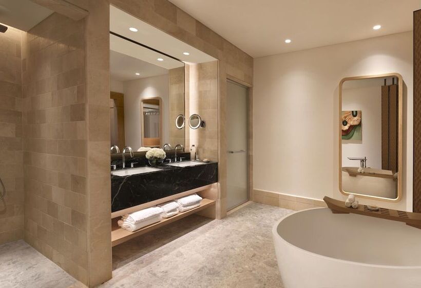 سوئیت با تخت بزرگ, Sofitel Dubai The Palm Resort & Spa