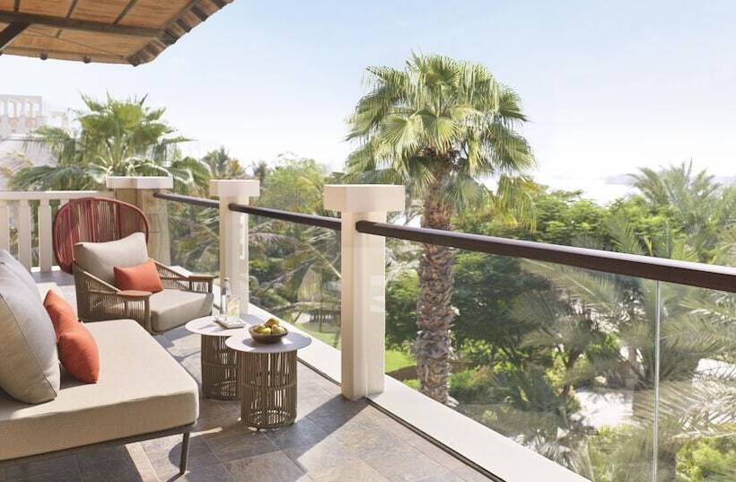 Люкс Кровать Кинг, Sofitel Dubai The Palm Resort & Spa