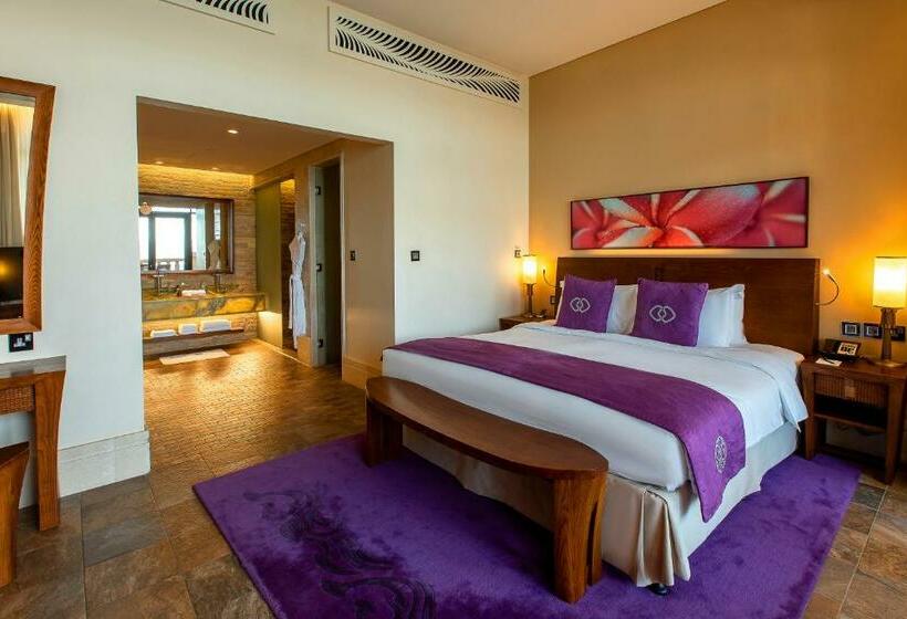 Люкс 2 Спальни, Sofitel Dubai The Palm Resort & Spa