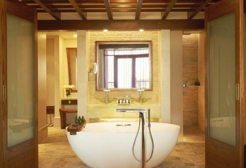 Полулюкс, Sofitel Dubai The Palm Resort & Spa
