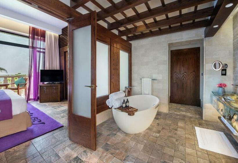 Полулюкс, Sofitel Dubai The Palm Resort & Spa