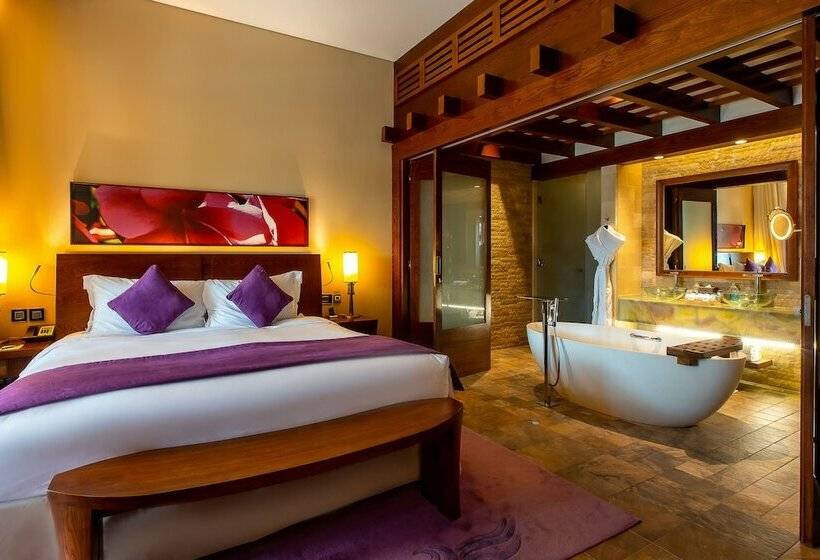 Полулюкс Клуб, Sofitel Dubai The Palm Resort & Spa