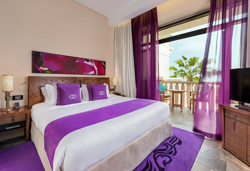 Полулюкс Клуб, Sofitel Dubai The Palm Resort & Spa