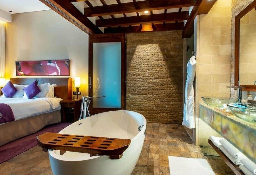 سوییت جونیور کلاب, Sofitel Dubai The Palm Resort & Spa