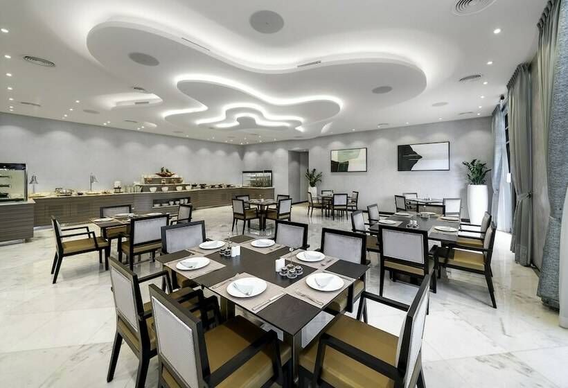 سوییت جونیور کلاب, Sofitel Dubai The Palm Resort & Spa