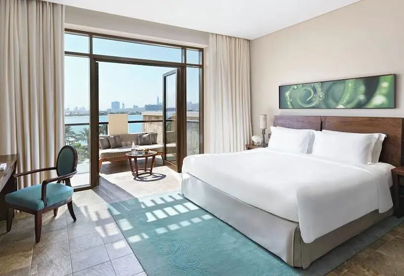 اتاق لوکس با چشم‌انداز, Sofitel Dubai The Palm Resort & Spa