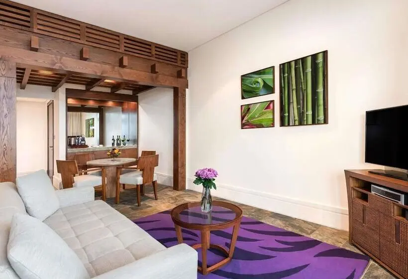 سوئیت کلاب, Sofitel Dubai The Palm Resort & Spa