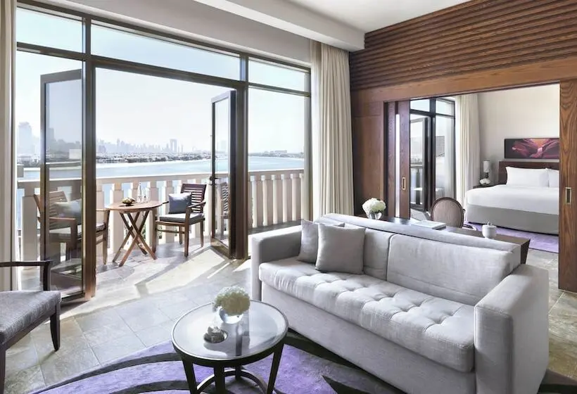 سوئیت کلاب, Sofitel Dubai The Palm Resort & Spa