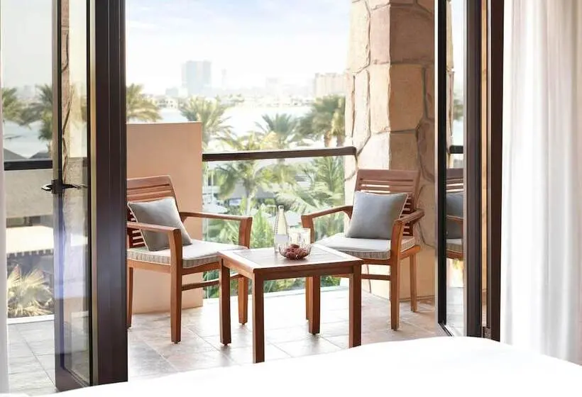 سوئیت کلاب, Sofitel Dubai The Palm Resort & Spa