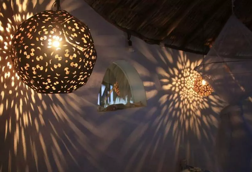 بانگلوی استاندارد, Amaranto Bed And Breakfast