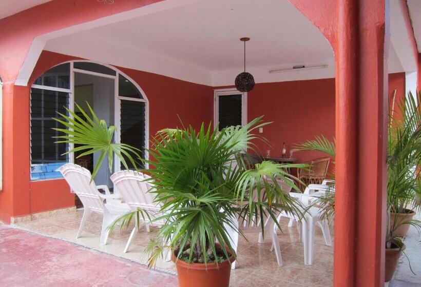 Вилла 3 Спальни, Amaranto Bed And Breakfast