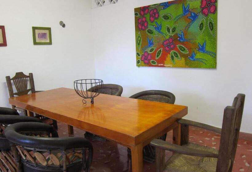 Вилла 3 Спальни, Amaranto Bed And Breakfast