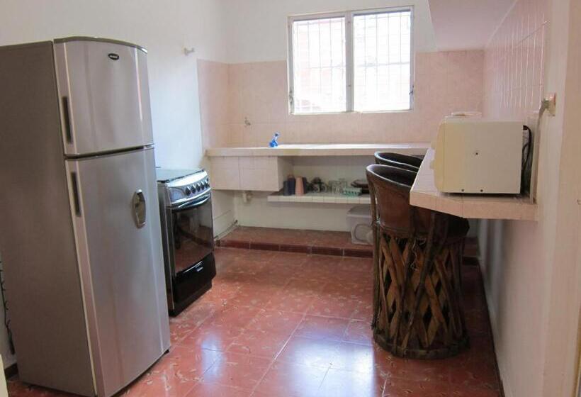 Willa 3 Sypialnie, Amaranto Bed And Breakfast