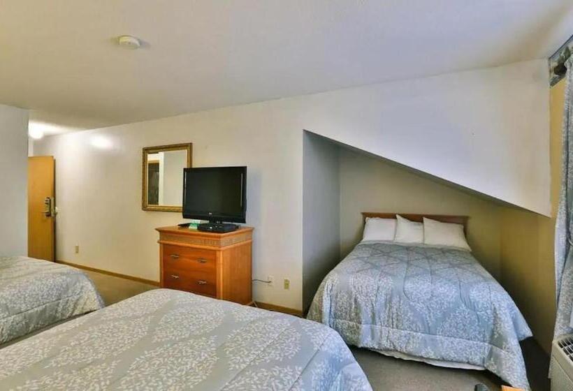 غرفة قياسية ثلاثية, Amerivu Inn And Suites New Richmond