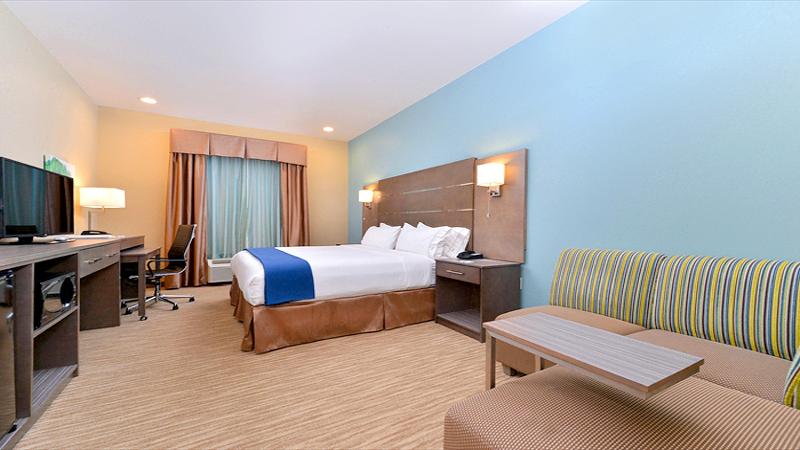장애인을 위한 스위트, Holiday Inn Express And Suites Schulenburg, An Ihg