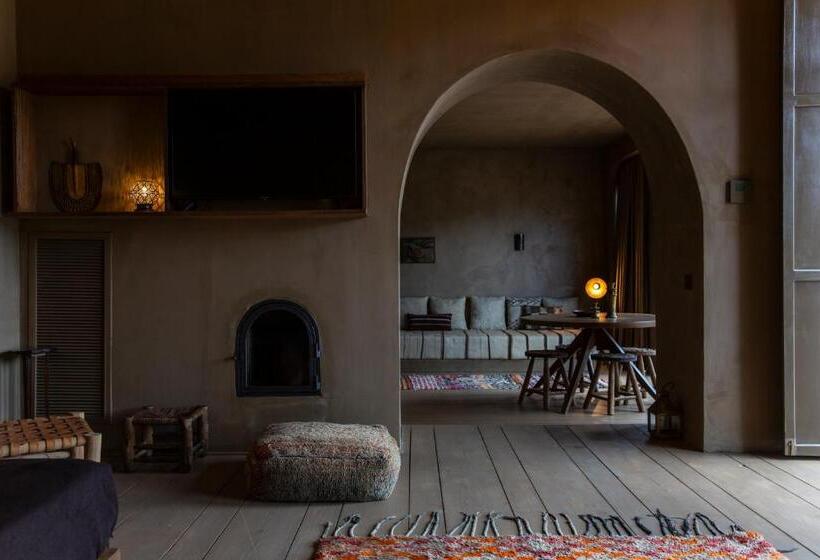 جناح عائلي, Life Gallery