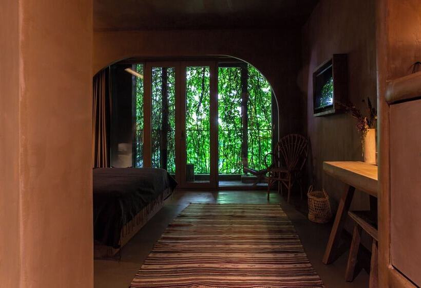 غرفة قياسية, Life Gallery