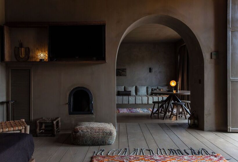 جناح عائلي, Life Gallery