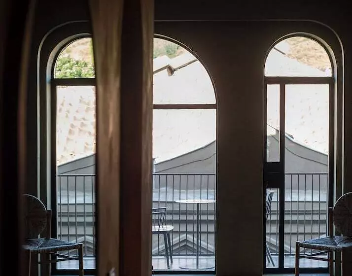 اتاق استاندارد با چشمانداز, Life Gallery