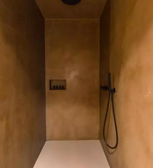 اتاق استاندارد, Life Gallery
