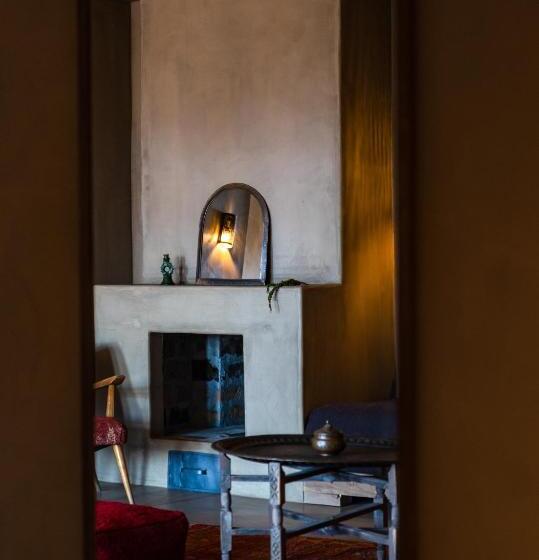 غرفة ديلوكس ثلاثية, Life Gallery