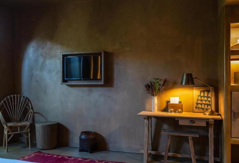 غرفة قياسية داخلية, Life Gallery