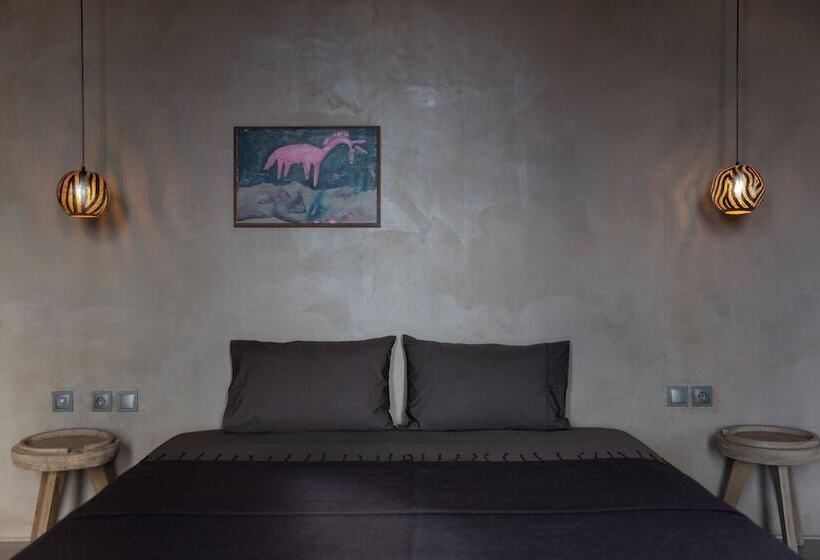 غرفة قياسية, Life Gallery