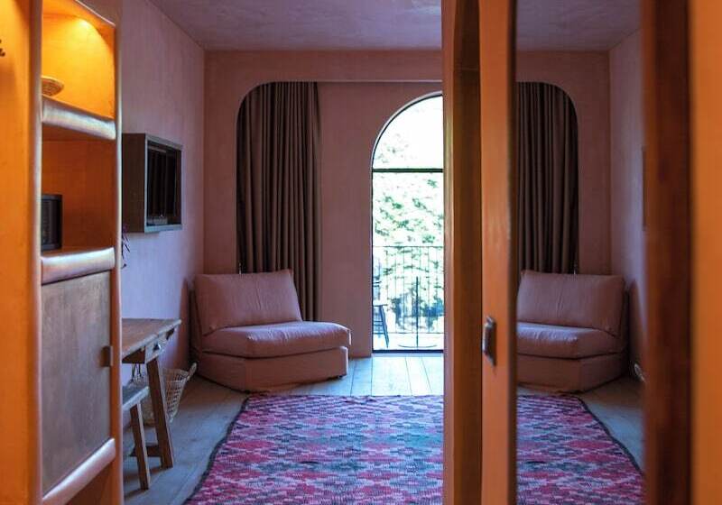 غرفة قياسية ذات إطلالة, Life Gallery