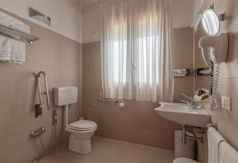 标准工作室, Residence La Gancia