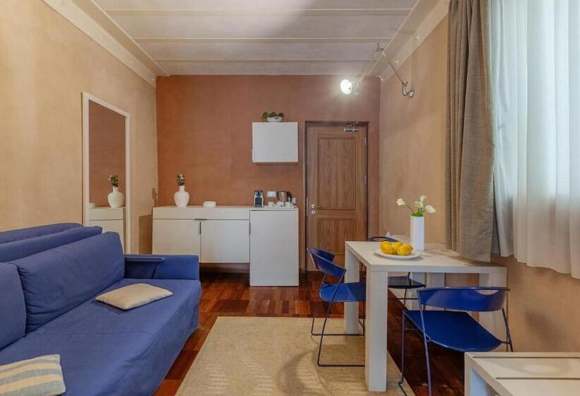 家庭工作室, Residence La Gancia