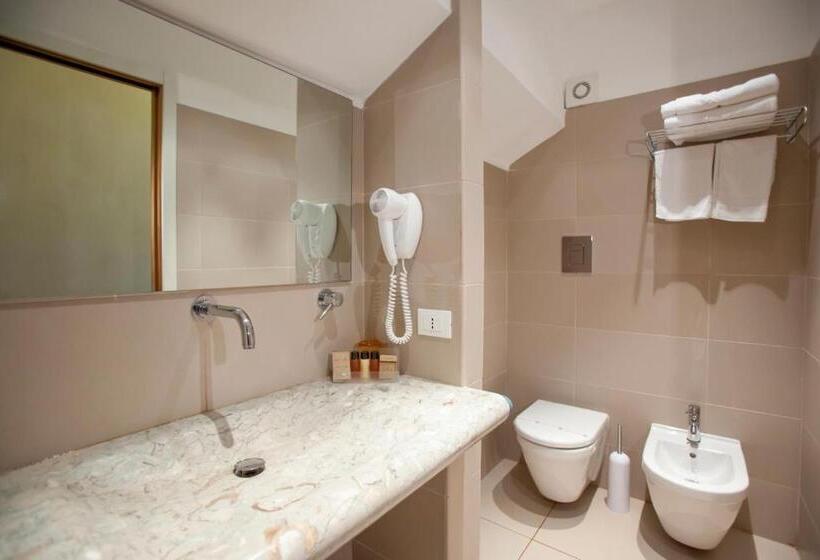 家庭工作室, Residence La Gancia