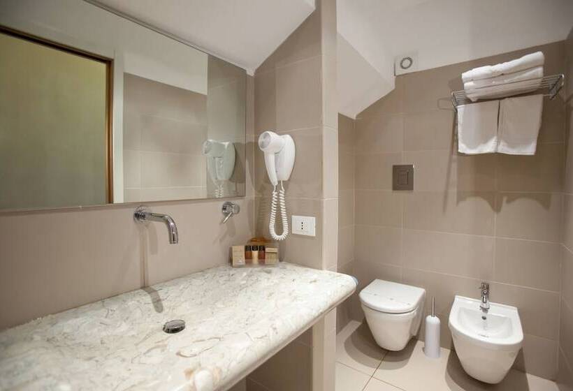 家庭工作室, Residence La Gancia