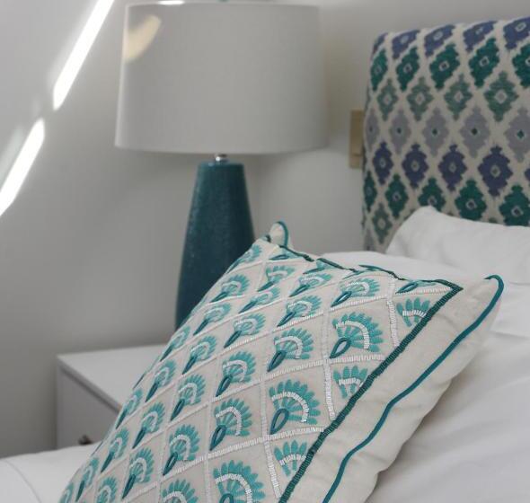 اتاق استاندارد برای معلولان, The Sea Breeze Inn