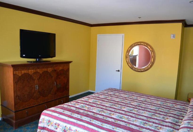 اتاق لوکس با تخت بزرگ, Cloud 9 Inn Lax